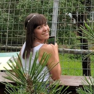 Meet your Posher, Danielle